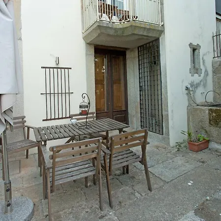 Casa Da Muralha Porto